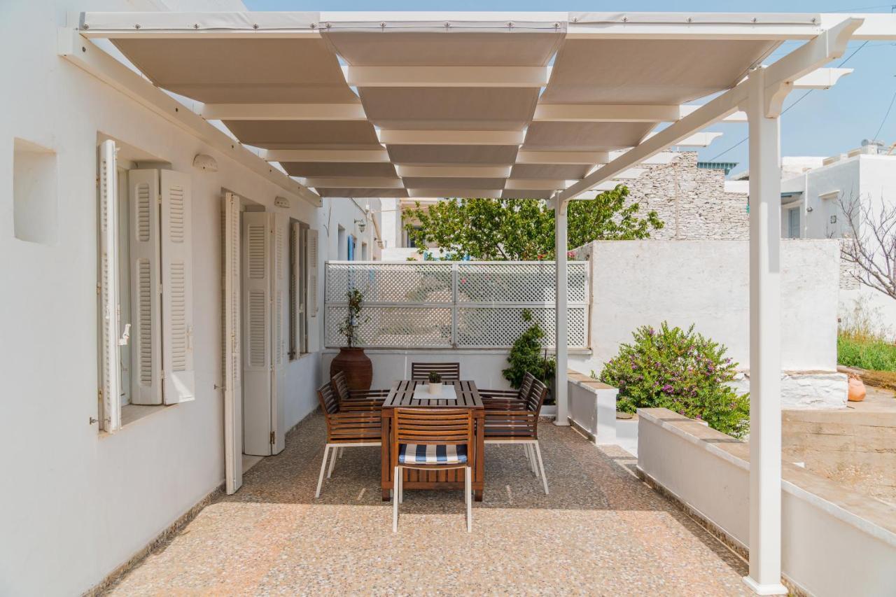 Komis Mansion Exámbela 外观 照片