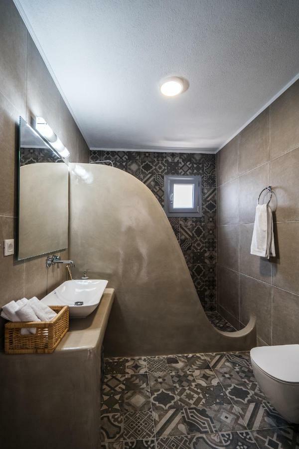 Komis Mansion Exámbela 外观 照片